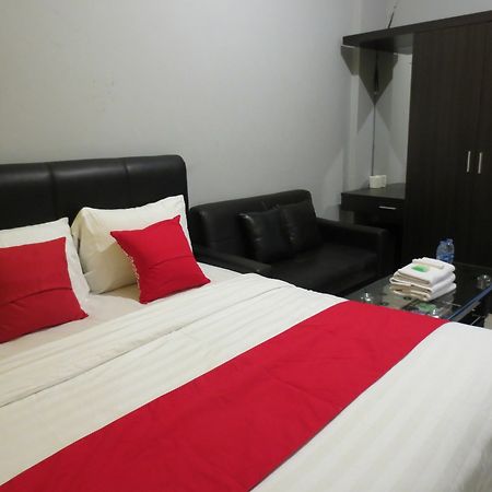 เดอะ แกรนด์ พาเลซ เรซิเดนท์ Motel จาการ์ตา ภายนอก รูปภาพ