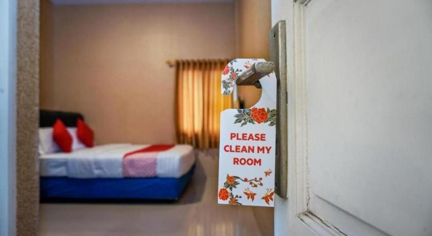 เดอะ แกรนด์ พาเลซ เรซิเดนท์ Motel จาการ์ตา ภายนอก รูปภาพ