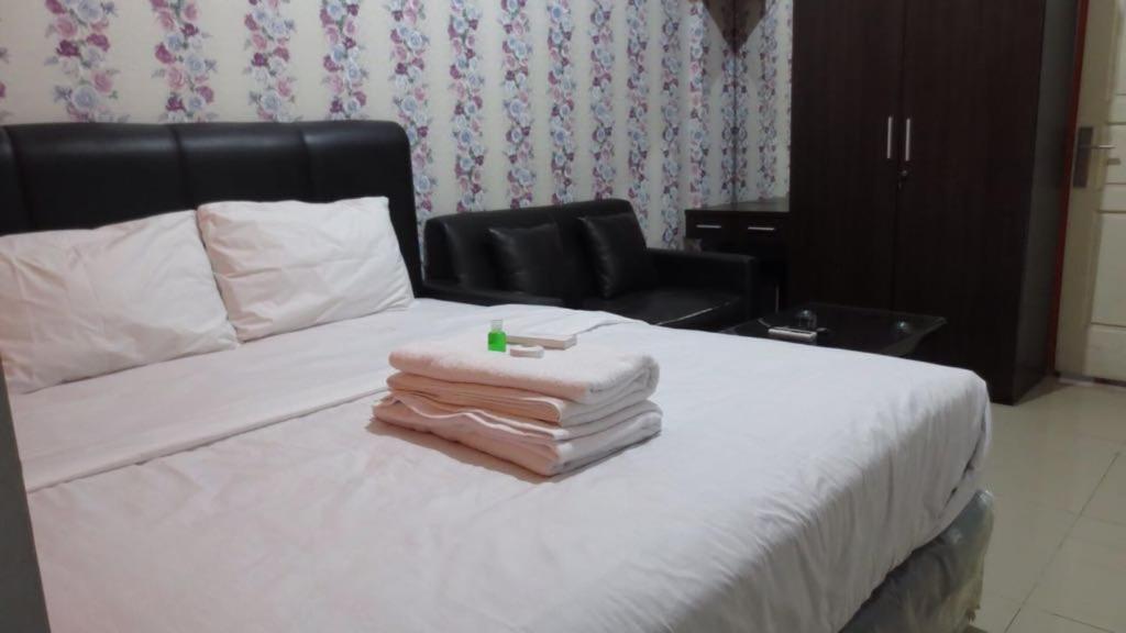 เดอะ แกรนด์ พาเลซ เรซิเดนท์ Motel จาการ์ตา ภายนอก รูปภาพ