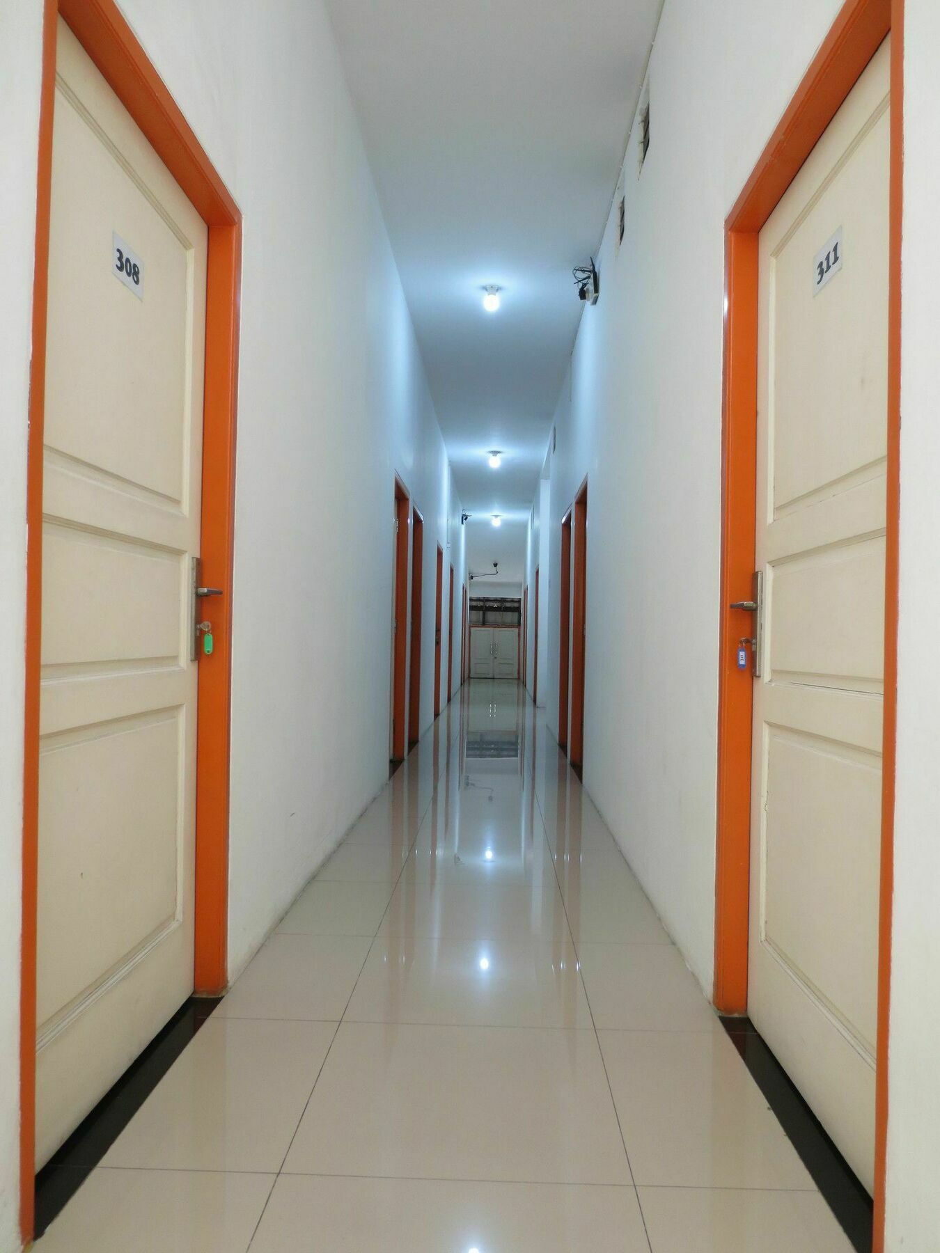 เดอะ แกรนด์ พาเลซ เรซิเดนท์ Motel จาการ์ตา ภายนอก รูปภาพ